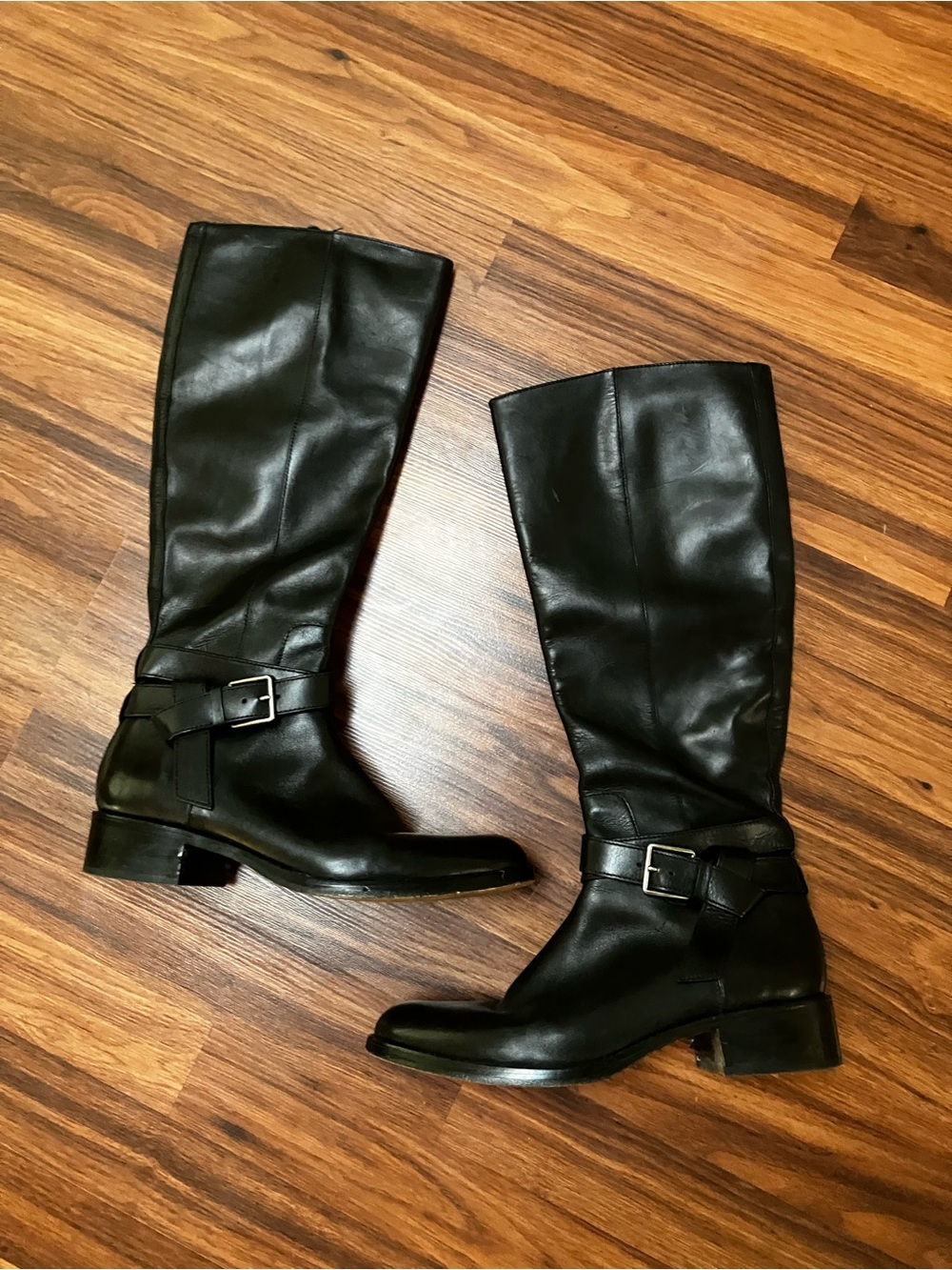 Cole Haan Black and Brown Leather Boot Sole Detail